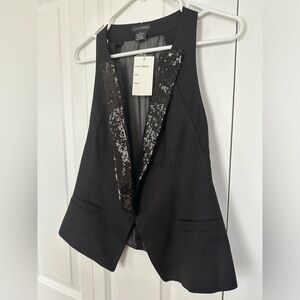Gracia Black Vest with Sequin lapels